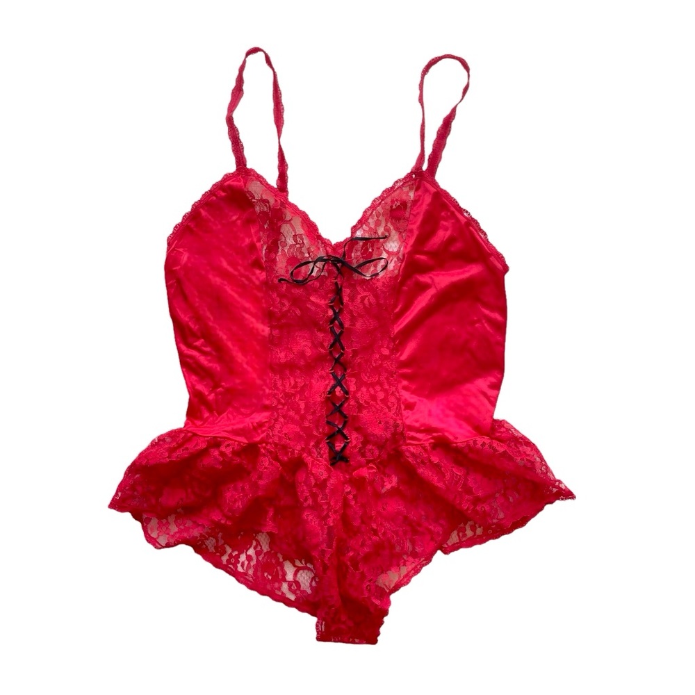 VINTAGE 70s/80s SEXY SILKY RED GIGI LACE-UP LACE LINGERIE BODYSUIT size med/6-8